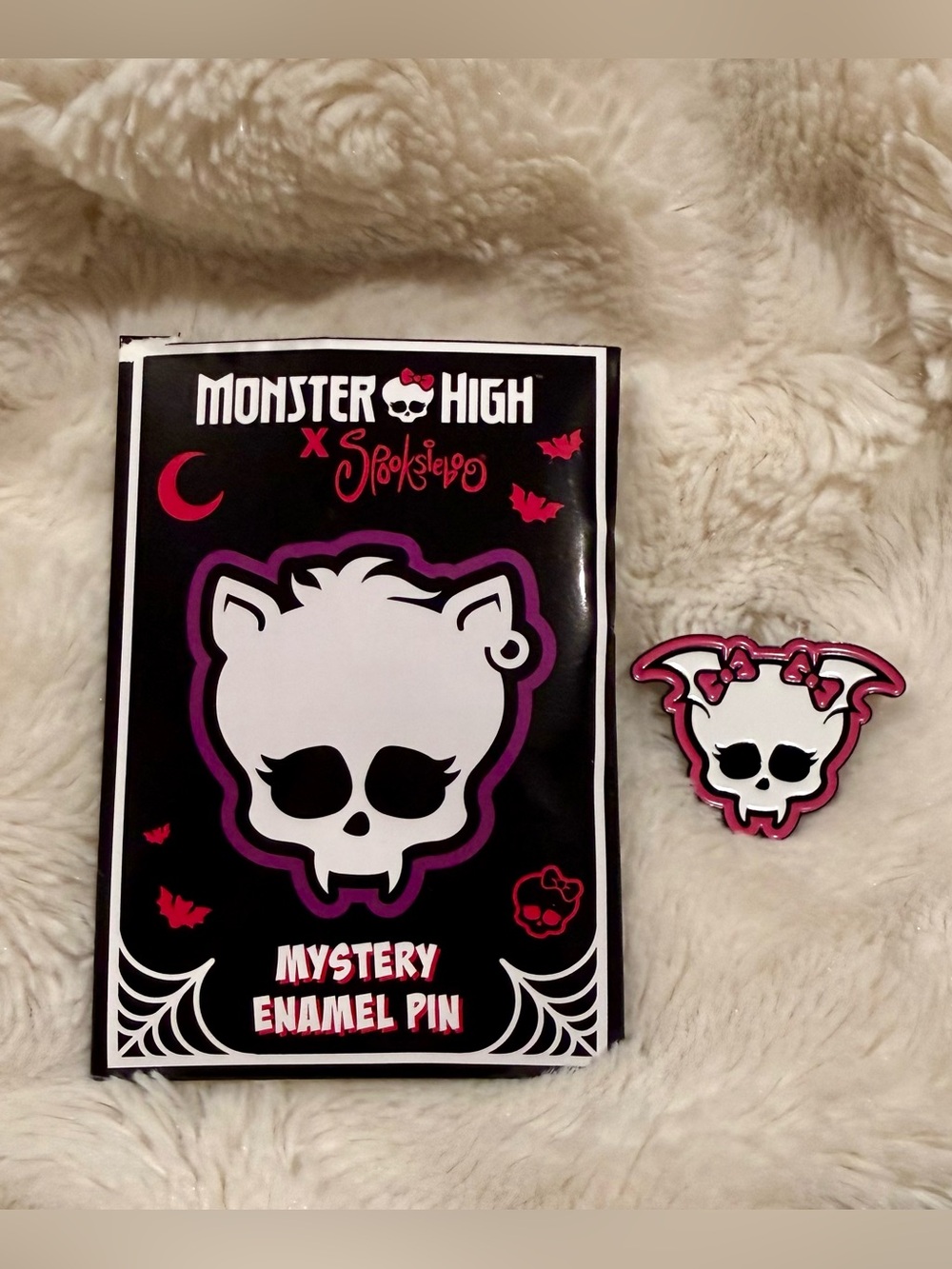 Monster High X Spooksieboo Skullette Blind Box Enamel Pin Hot Topic Exclusive